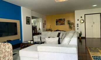 Imagem 4: 4/4, uma suíte, 220m²de espaço e muito conforto