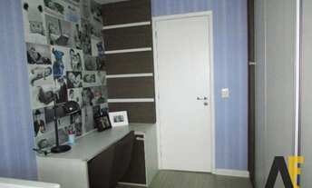 Imagem 7: Condomínio Spazio Vita- comércio e condução na porta