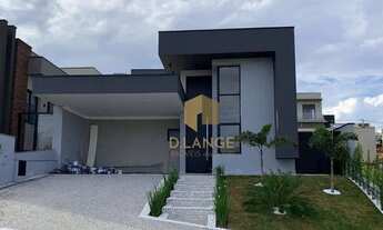 Imagem: Casa térrea alto padrão à venda no Swiss