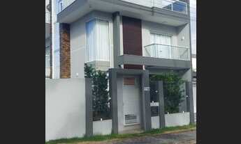 Imagem 2: Casa de 200m2 privativos - alto padrão - Próximo a praia