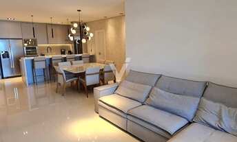 Imagem 3: Andar alto, linda vista mar a 150 metros do mar na Brava, alto padrão mobiliado