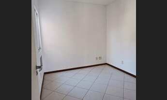 Imagem 7: Alugo Casa Ampla com 3 Quartos, Suíte e Terraço - Tanque