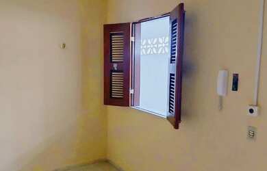 Imagem 4: Telefones para contato: * (Oi-WhatsApp), * (Tim) ou * (WhatsApp