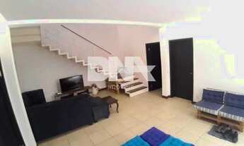 Imagem: Casa de Vila-À VENDA-Humaitá-Rio de Janeiro-RJ