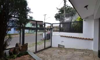 Imagem 2: Casa para Venda - 267m², 4 dormitórios, sendo 1 suites, 2 vagas - Tristeza