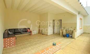 Imagem 3: CASA à venda com piscina e 3 quartos em Itanhaém, no bairro Cibratel 2