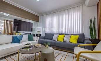 Imagem 3: Apartamento para venda possui 114 metros quadrados com 3 quartos em Centro - Florianópolis