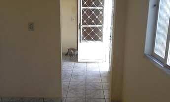 Imagem 4: Aluga-se casa na parte inferior sobrado