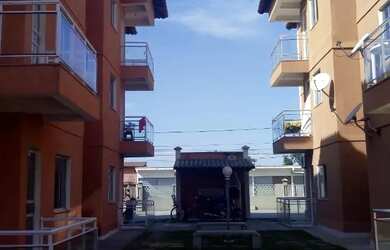 Imagem 2: Alugo apto com 2 quartos, sendo uma suíte e um banheiro social com as demais dependências