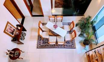 Imagem: Excelente Casa Com Pé Direito Duplo Perto