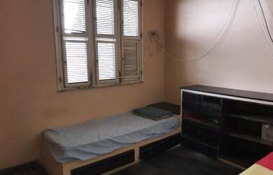 Imagem 5: Casa residencial/comercial, Está localizado à Rua Eduardo Bezerra, nº 919, São João do Tau