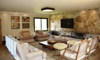 Imagem 4: Casa em Condomínio de Luxo na Região da Pedra do Fogo - Campos do Jordão/SP