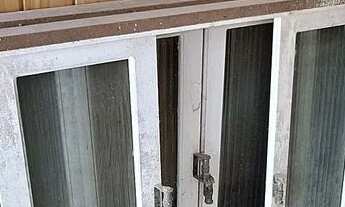 Imagem 1: Janelas Galpão / depósito com venda por R$400