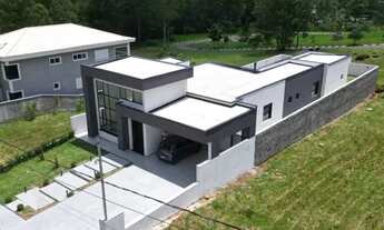 Imagem 2: Casa em Condomínio para Venda em Jandira, Jardim do Golf I, 4 dormitórios, 4 suítes, 6 ban