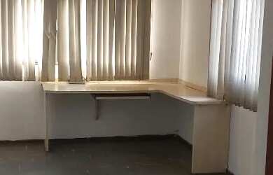 Imagem: SALA COMERCIAL COM 22 M2 - RUA DA FEIRA