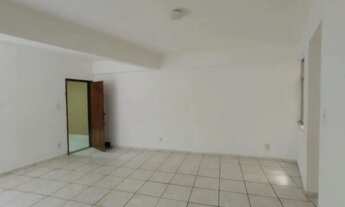 Imagem 3: VF56SE - Apartamento com 2 quartos, quarto e banheiro de serviço na R. Domingos Marreiros