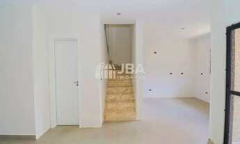 Imagem 7: Sobrado triplex para venda tem 177 m2 com 3 quartos sendo 1 suíte - Curitiba - PR