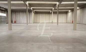 Imagem 5: Amplo e novo Galpão de 2600m2 no Parque Novio Mundo