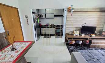 Imagem 2: Apartamento com 2 dormitórios, armários planejados, pronto para morar no Res. Florenza em