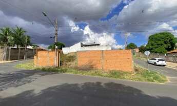 Imagem 2: Vendo ou alugo excelente terreno ao lado da arena panatabal