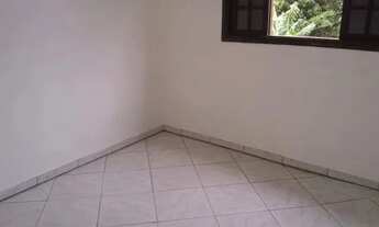 Imagem 3: Casa 2 Quartos no Teixeiras, 2 Vagas - 01