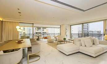 Imagem 3: Apartamento de Alto Luxo com 3 suítes e 4 vagas de garagem no Batel!