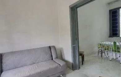 Imagem 7: Casa de 4 dormitórios, 2 banheiros para venda pronta para morar no bairro Partenon em Port