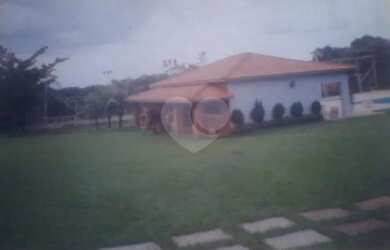 Imagem: Sobrado com 13 quartos à venda em Centro