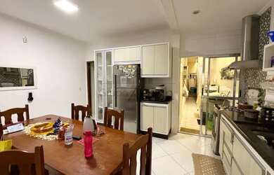 Imagem 7: Oportunidade - Casa Sobrado - Bosque dos Eucaliptos - 3 Dormitórios - 152m²