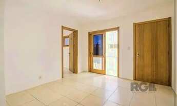 Imagem 4: Apartamento em Porto Alegre, no bairro Medianeira, com 2 dormitório(s), e 2 banh