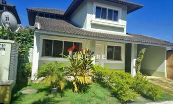 Imagem: Casa de condomínio em Rua Geraldo Irênio