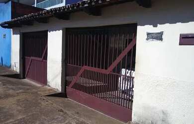 Imagem 7: Casa para venda tem 257 metros quadrados com 3 quartos em São Francisco - Goiânia - GO