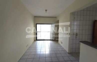 Imagem 2: Apartamento de 66m² com 02 quartos e mobiliado disponível para locação - Centro