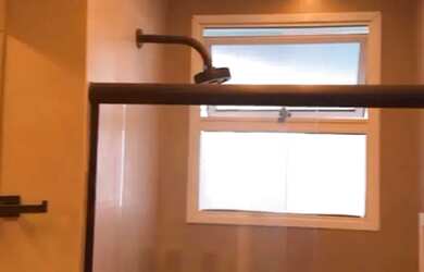 Imagem 4: Imóvel para aluguel possui 77 m² com 2 quartos em Barra da Tijuca -Vila do Pan