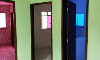 Imagem 2: ? Oportunidade ? Imóvel com 2 apartamentos + laje + térreo