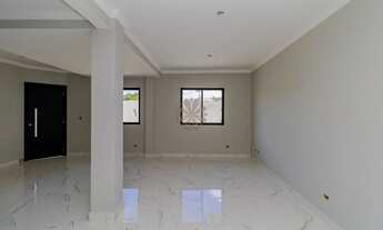 Imagem 4: Sobrado à venda em Santa Felicidade com três quartos suíte terraço e duas vagas