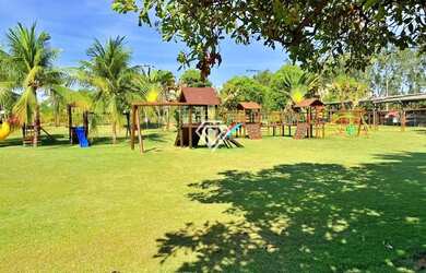 Imagem 3: Polinésia Resort - Seu Terreno de 1.582 m² com Vista Verde e Lago no Polinésia Resort