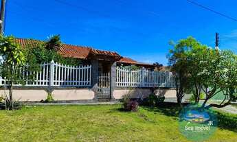 Imagem: Casa Padrão com vista da lagoa