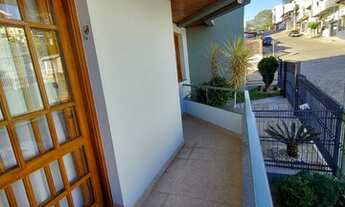 Imagem 3: Sobrado triplex semi mobiliado com terraço em área nobre de Caxias do Sul. Com 247 metros