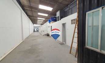 Imagem: Galpão à venda, 2000 m² por R$ 3.200.000,00