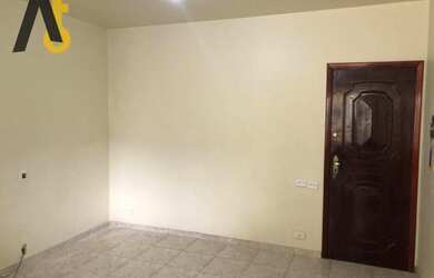 Imagem 2: VENDO APARTAMENTO REFORMADO 2 QUARTOS NO PECHINCHA