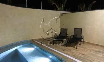 Imagem: Casa em condomínio com 3 suítes e piscina