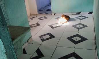 Imagem 4: Aluga se casa Quarto com aluguel por R$400 /mês