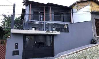 Imagem: IMPERDIVEL LINDA CASA NO CENTRO ALTO