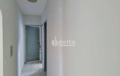 Imagem 4: Casa com 3 dormitórios para alugar, 170 m² por R$ 2.300/mês - Martins - Uberlândia/MG