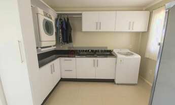 Imagem 5: Residencial e Comercial, à venda no bairro Iririú, Joinville/SC. Excelente sobrado resid