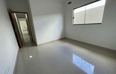 Imagem 3: Térrea para venda possui 150 metros quadrados com 3 quartos em Setor Três Marias - Goiânia