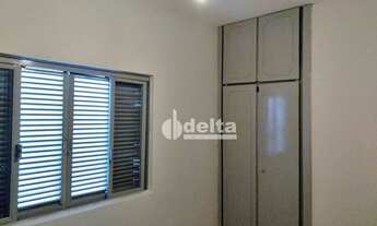 Imagem 7: Casa com 3 dormitórios para alugar, 170 m² por R$ 2.300/mês - Martins - Uberlândia/MG