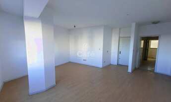 Imagem 2: Amplo apartamento de 3 dormitórios + dependência, cozinha, área de serviço, 3 banheiros