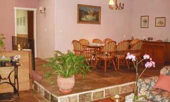 Imagem 3: Casa para Venda - 560m², 5 dormitórios, sendo 4 suites, 2 vagas - Vila Jardim